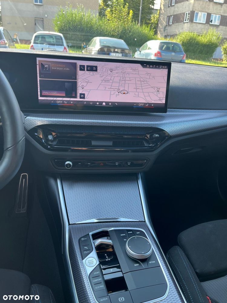 BMW Seria 3 320i - 5