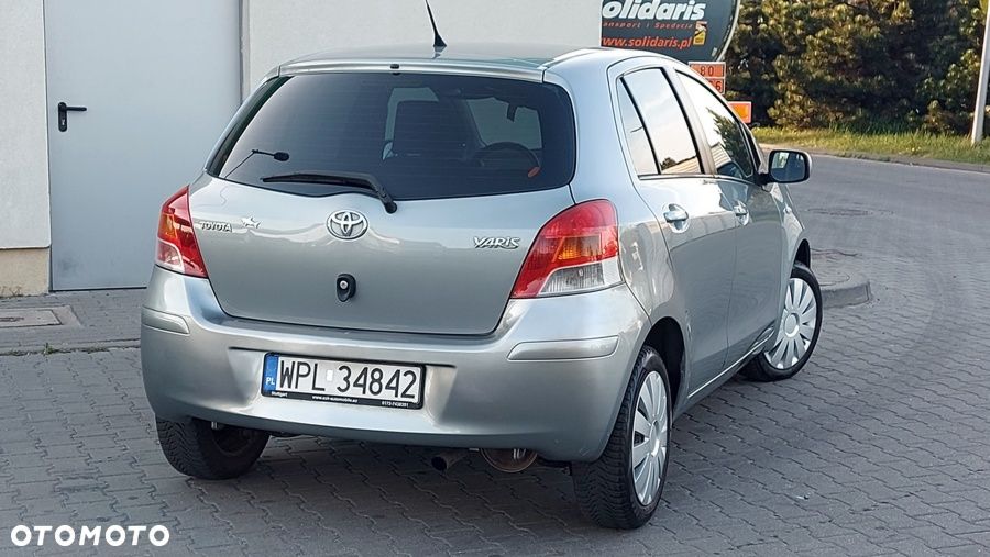 Toyota Yaris 1.33 VVT-i Cool - 9