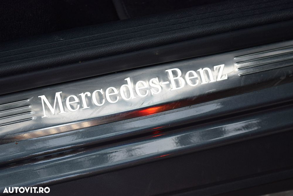 Mercedes-Benz GLC 300 e 4Matic 9G-TRONIC AMG Line Plus - 19