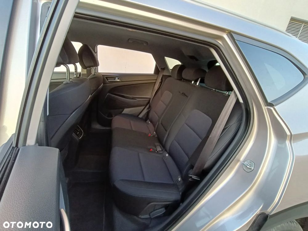 Hyundai Tucson blue 1.7 CRDi 2WD Passion Plus - 8