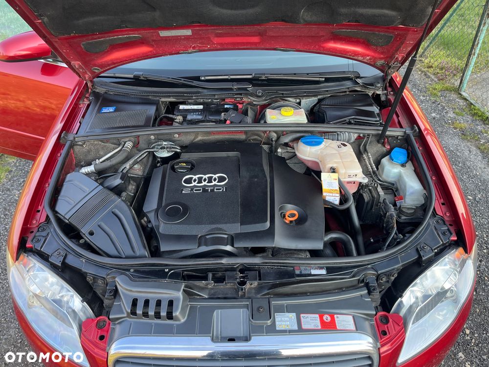 Audi A4 Avant 2.0 TDI - 17