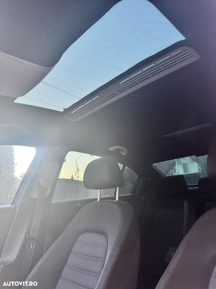 Volkswagen Passat 2.0TDI Comfortline DPF DSG - 8