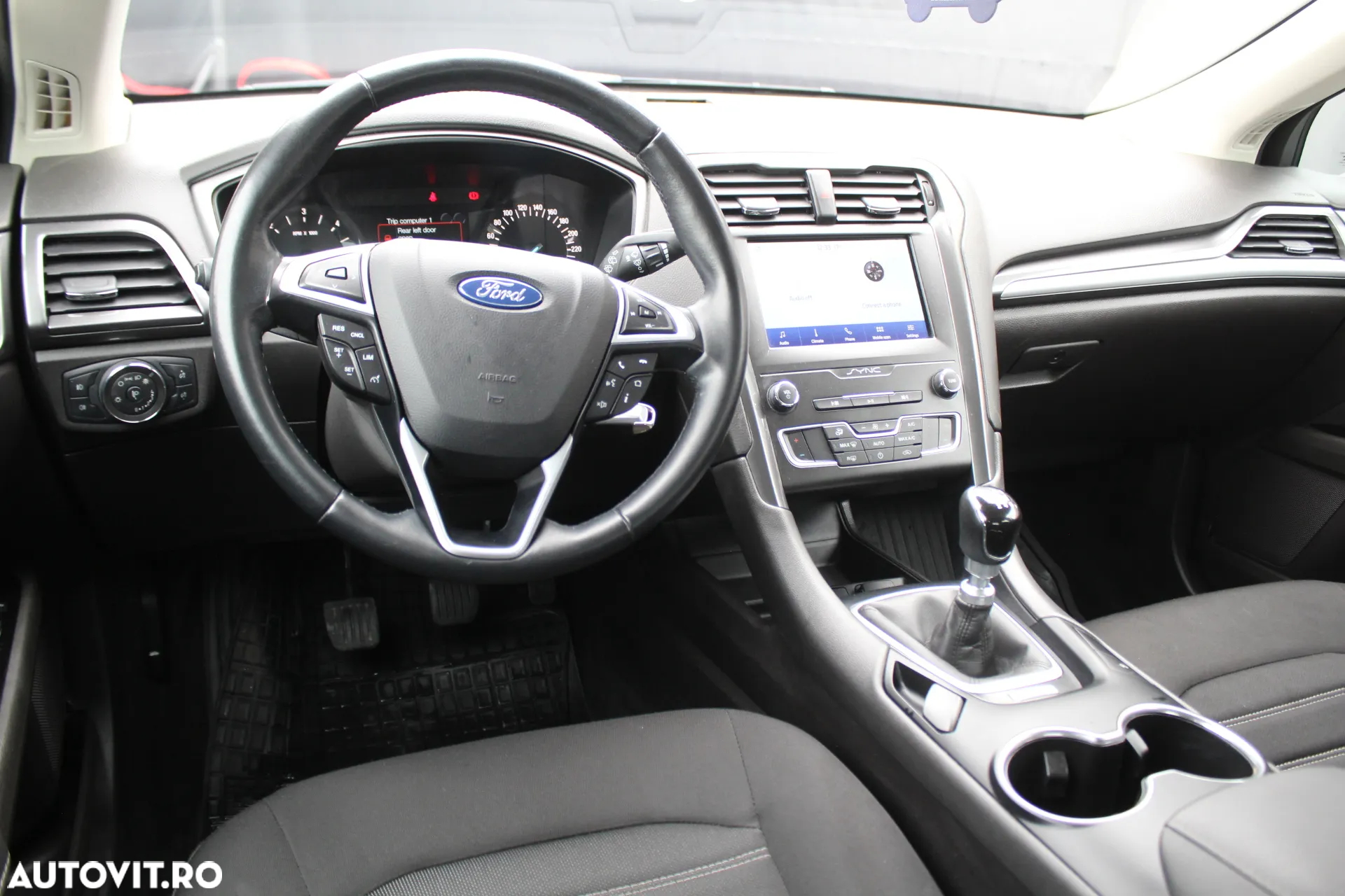 Ford Mondeo 2.0 TDCi Business - 4