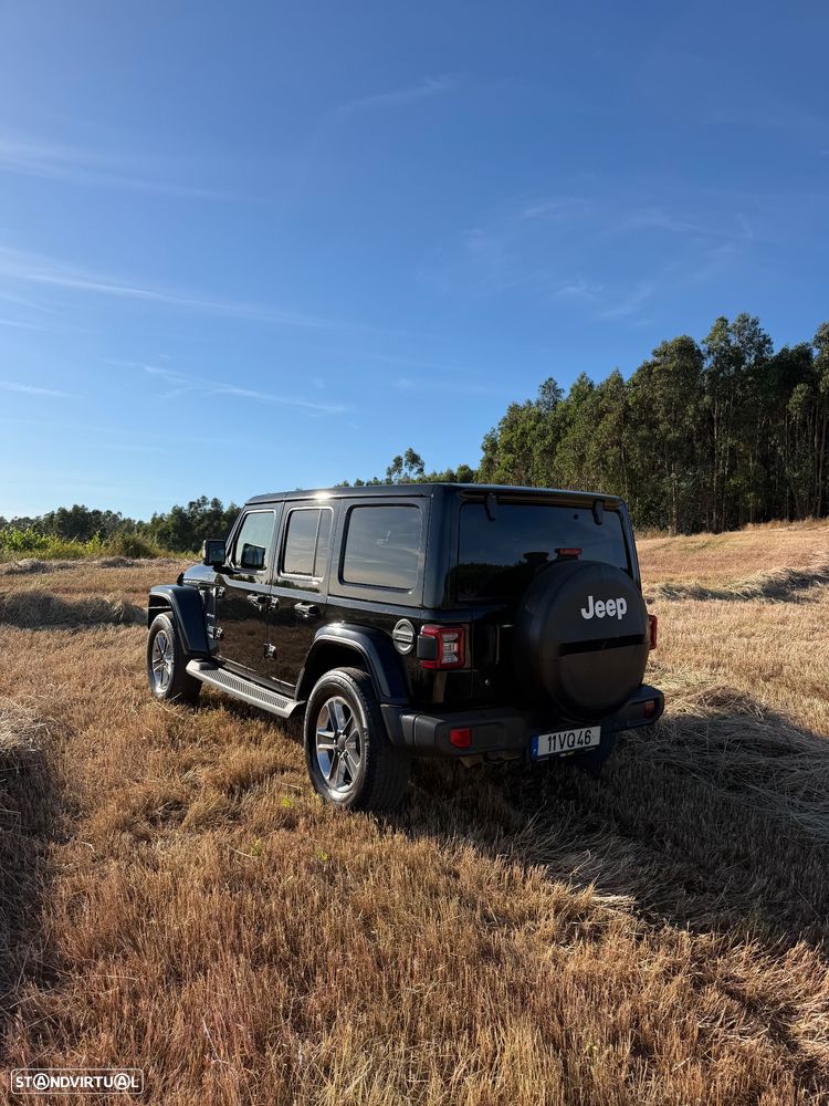 Jeep Wrangler - 2