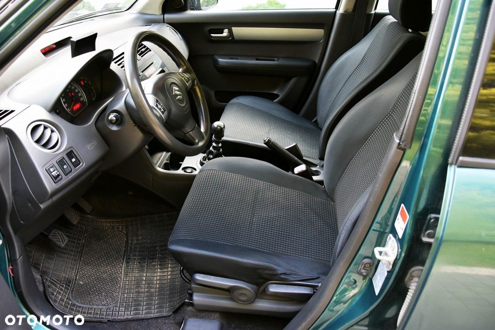 Suzuki Swift 1.3 DDiS 16v GL Airco - 8