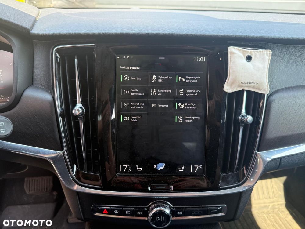 Volvo V90 Cross Country D5 AWD Geartronic - 17