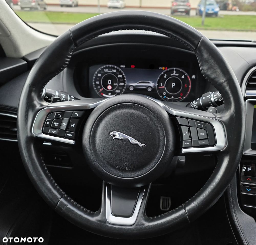 Jaguar F-Pace 20d AWD Prestige - 26