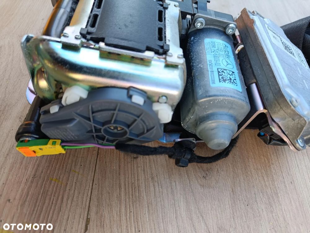 MERCEDES W212 PAS PRZEDNI PRZÓD PRAWY A2128606685 - 4