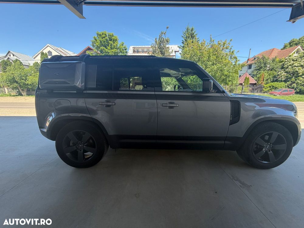 Land Rover Defender 110 2.0 P300 X-Dynamic SE - 6