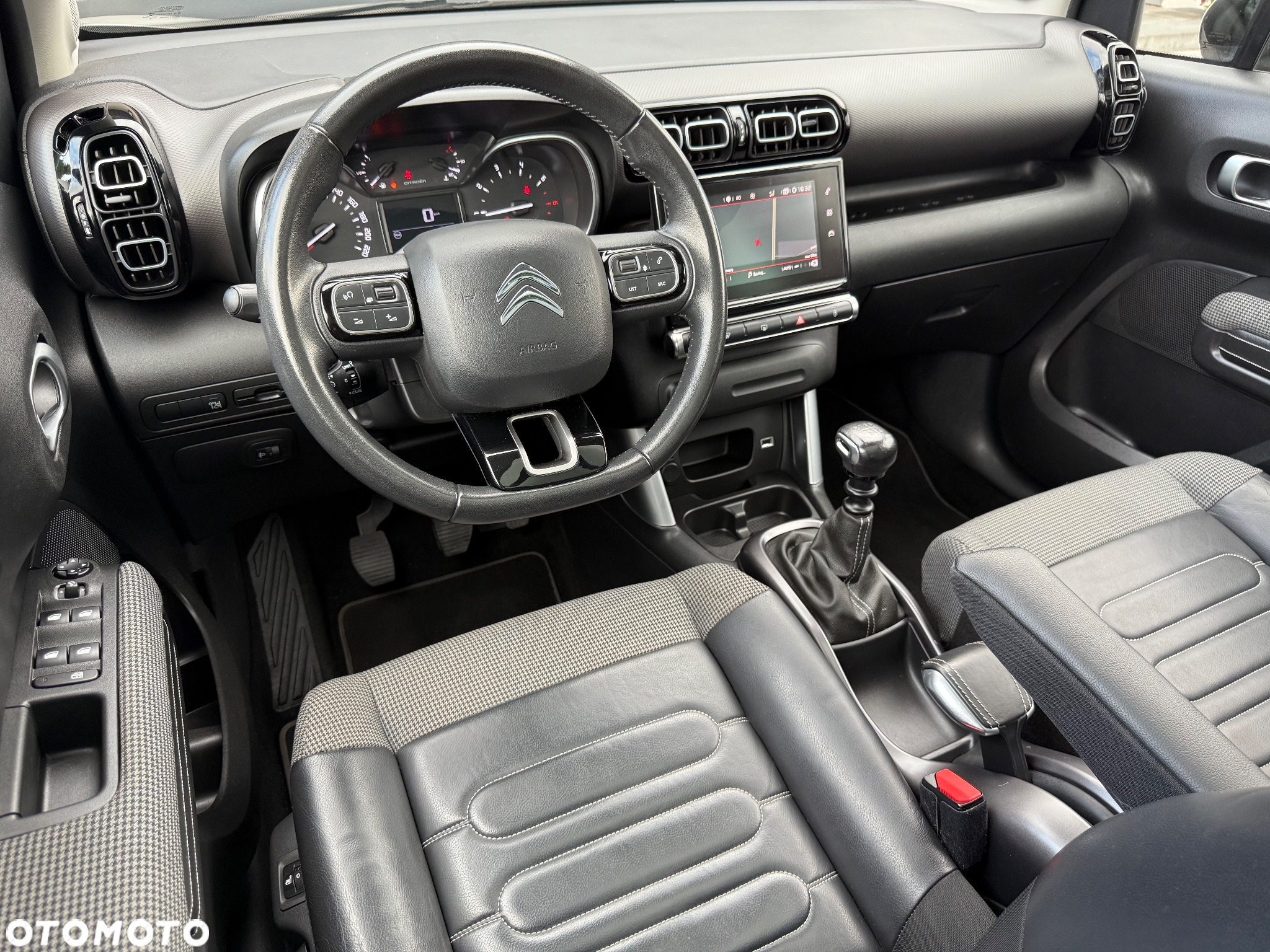 Citroën C3 Aircross BlueHDI 120 Stop & Start Shine - 8