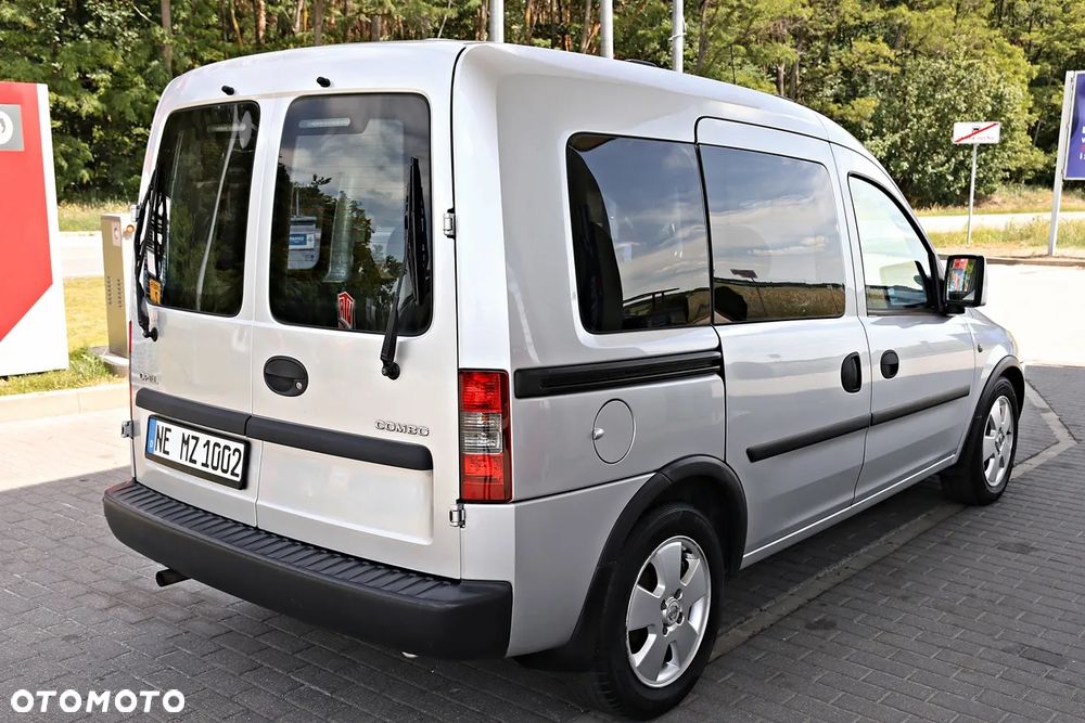 Opel Combo Tour Enjoy - 15