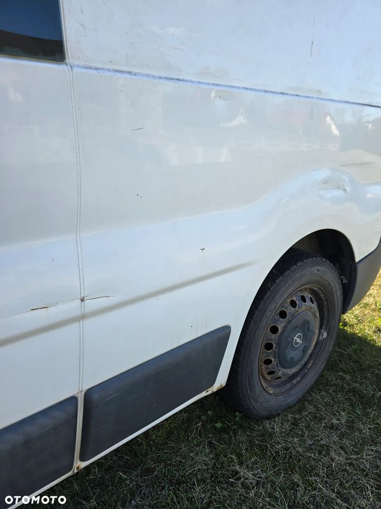 Opel VIVARO - 2