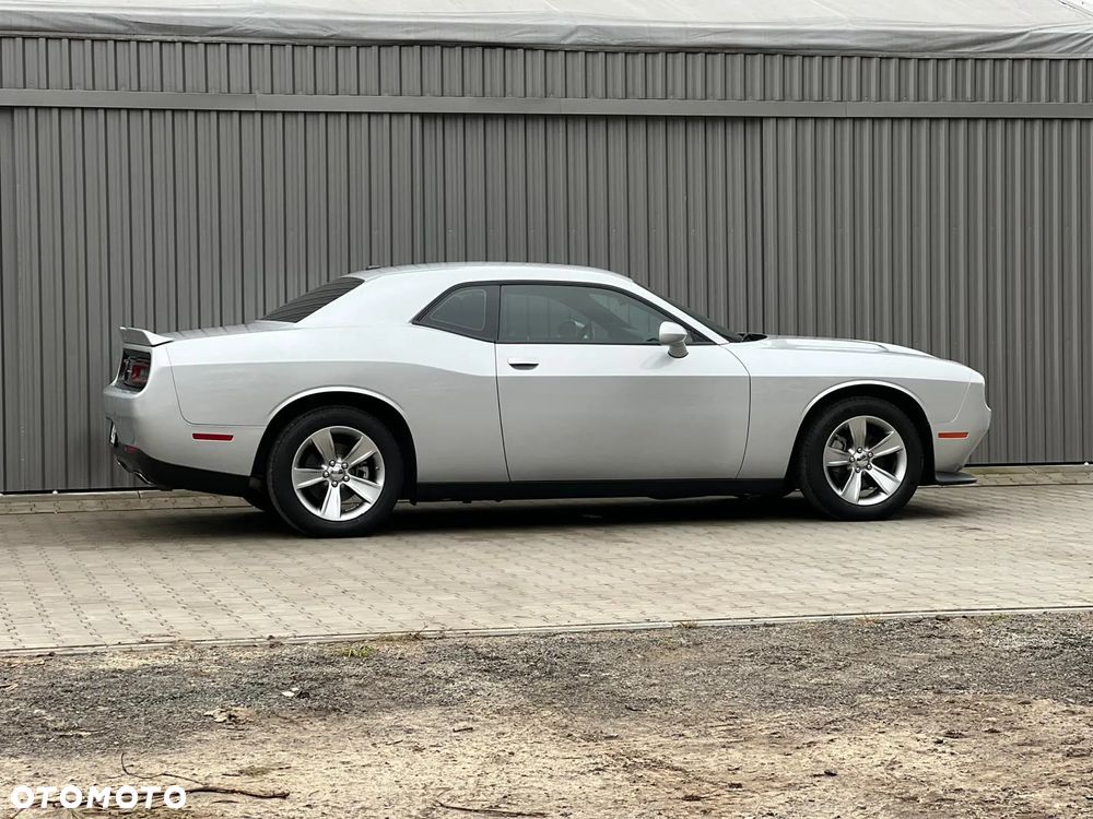 Dodge Challenger 3.6 SXT Plus - 3