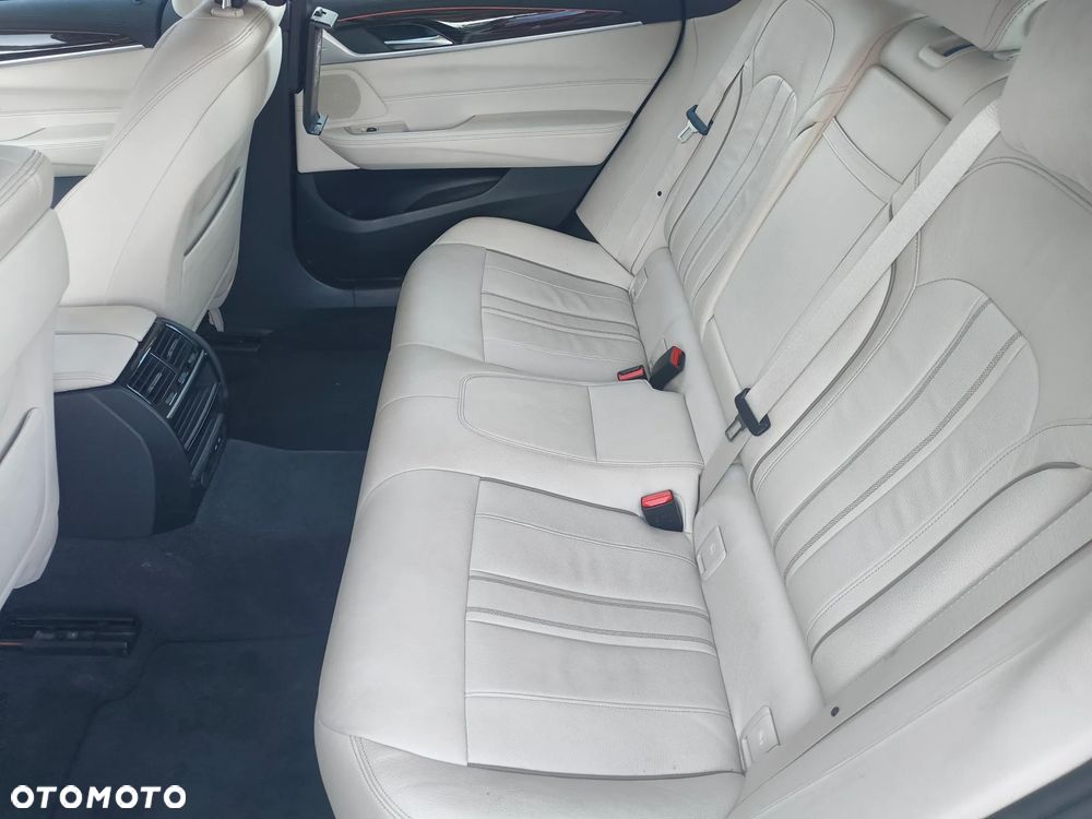 BMW 6GT 620d xDrive Luxury Line - 24