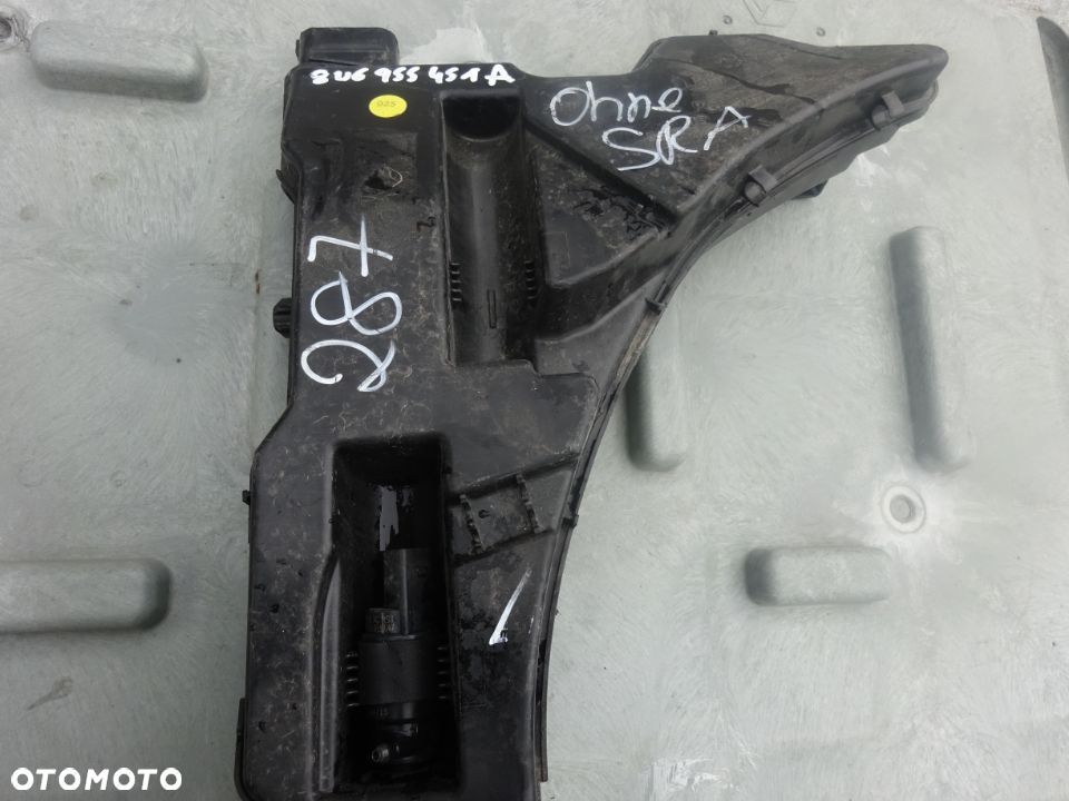 8w6955451a zbiorniczek plynu spryskiwaczy audi  a5 8w6 czesci
