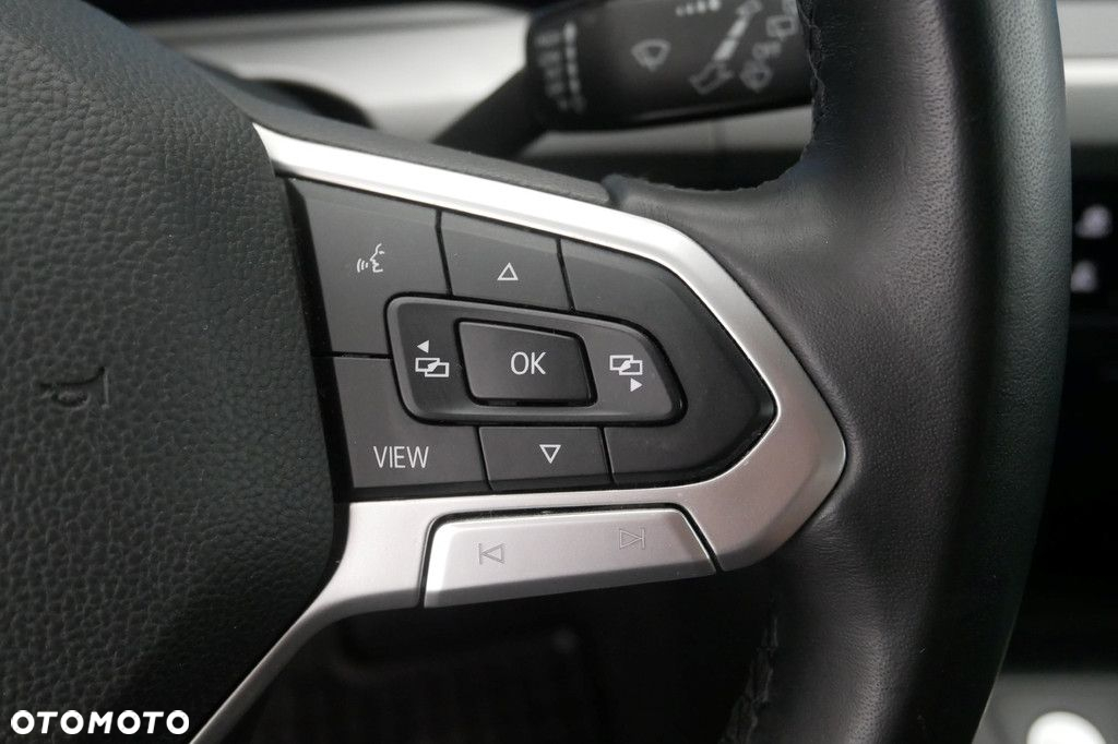 Volkswagen Golf - 21