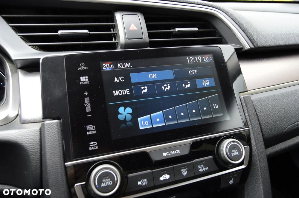 Honda Civic 1.5 T Elegance - 17