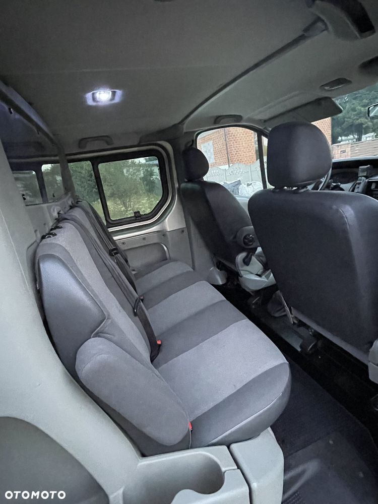 Renault Trafic - 22