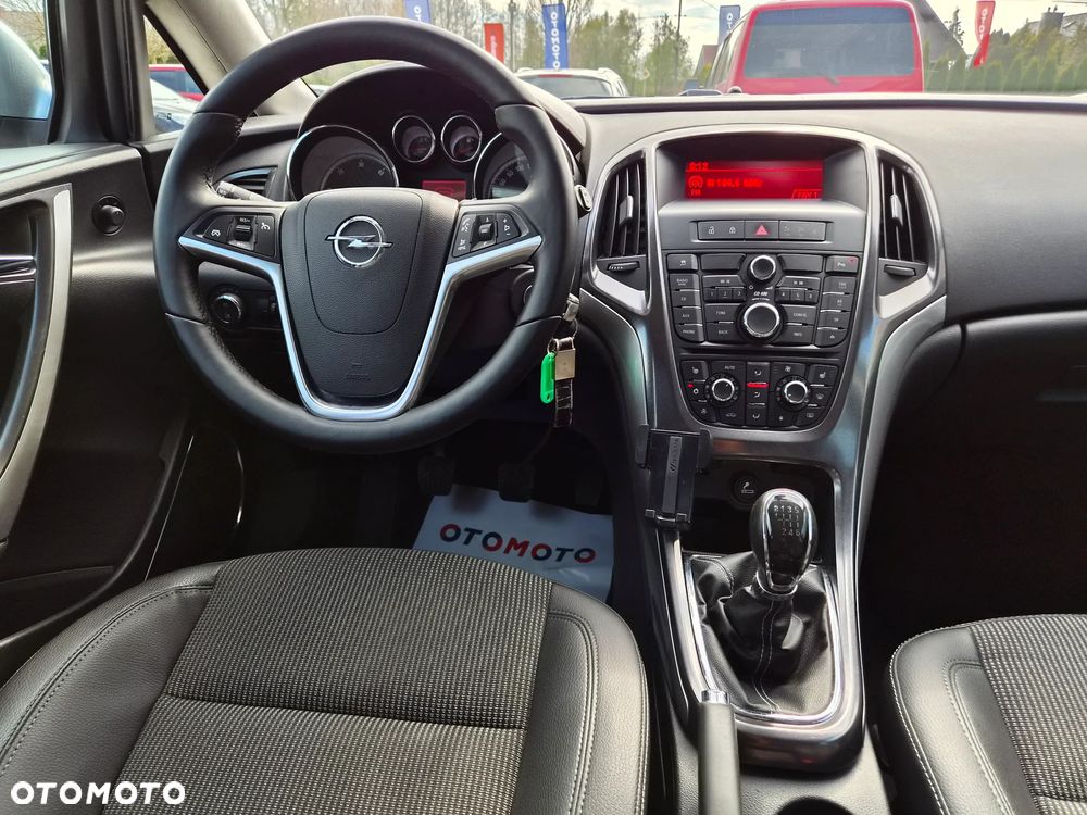 Opel Astra - 8
