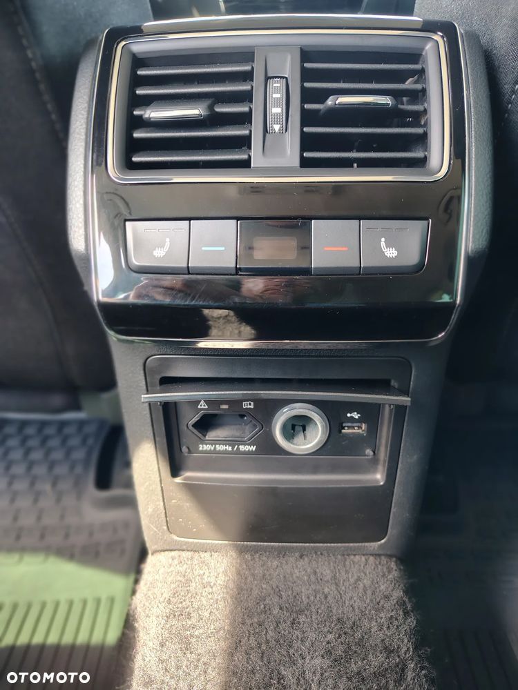 Skoda Superb 2.0 TDI Ambition DSG - 13