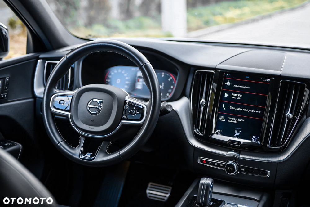 Volvo XC 60 B4 D AWD R-Design - 11