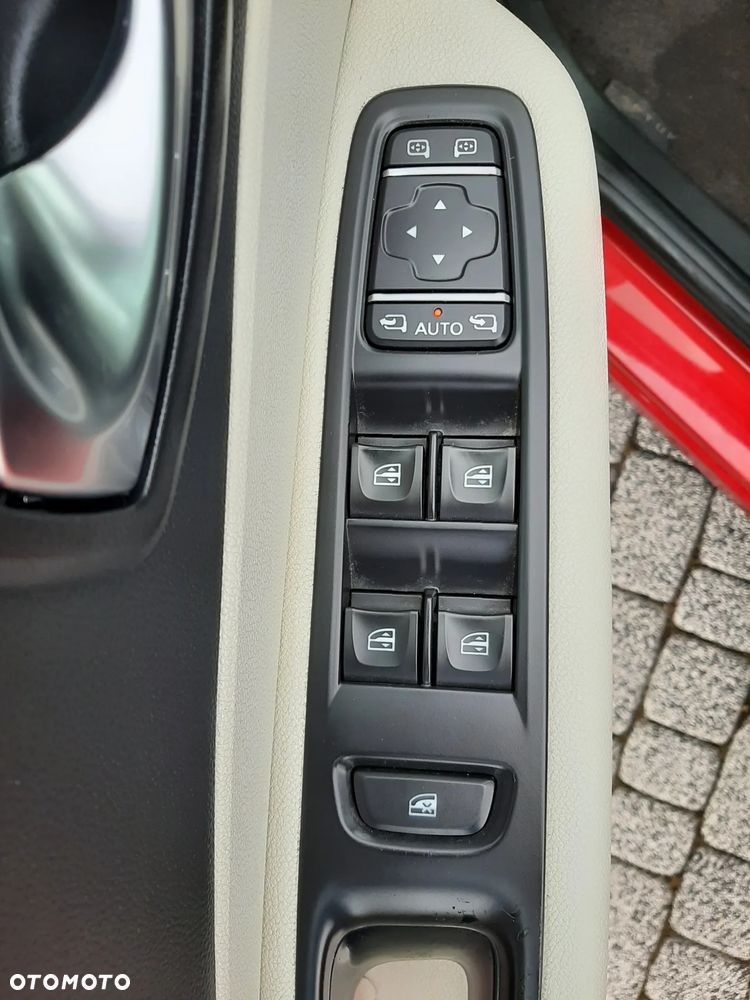 Renault Captur ENERGY TCe 120 LIMITED - 24