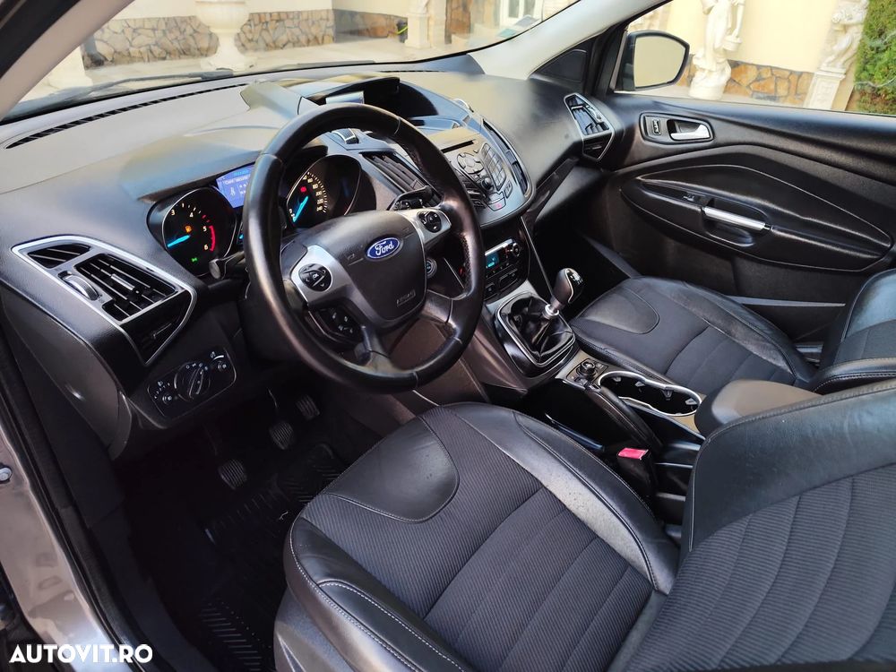 Ford Kuga - 13