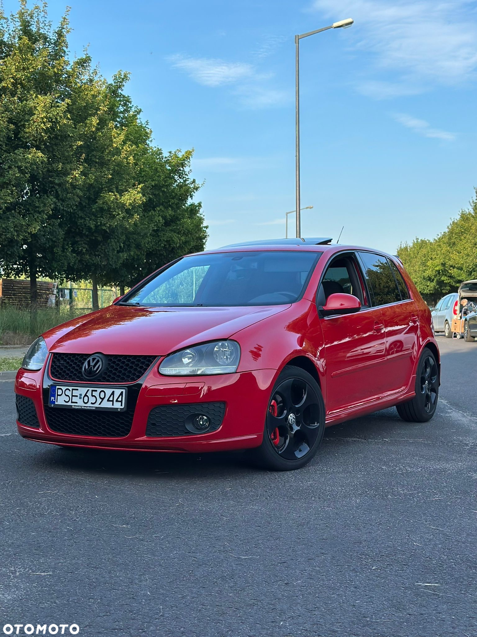 Volkswagen Golf V R32 - 13
