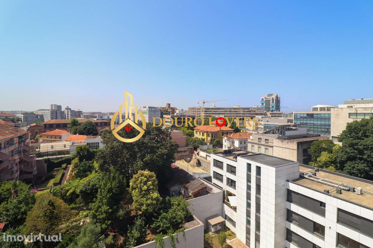 Penthouse T4 na Avenida da Boavista - Grande imagem: 3/35