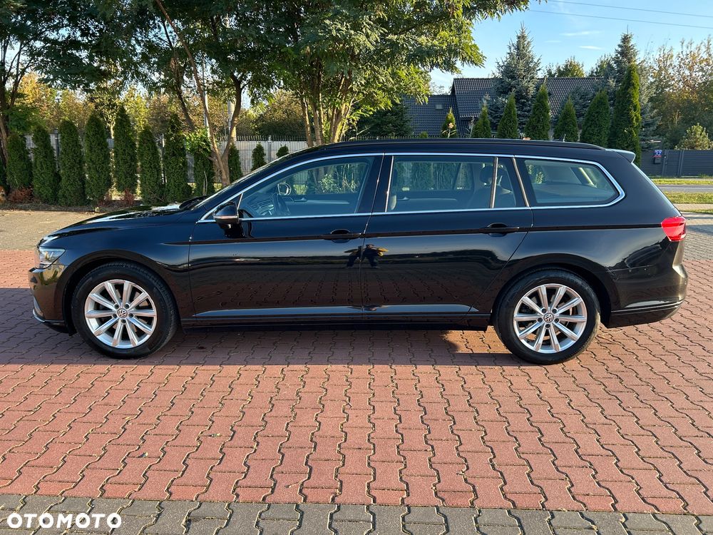 Volkswagen Passat 1.5 TSI EVO Elegance DSG - 2