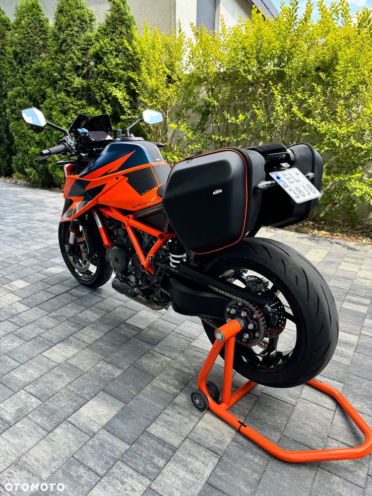 KTM Super Duke - 20