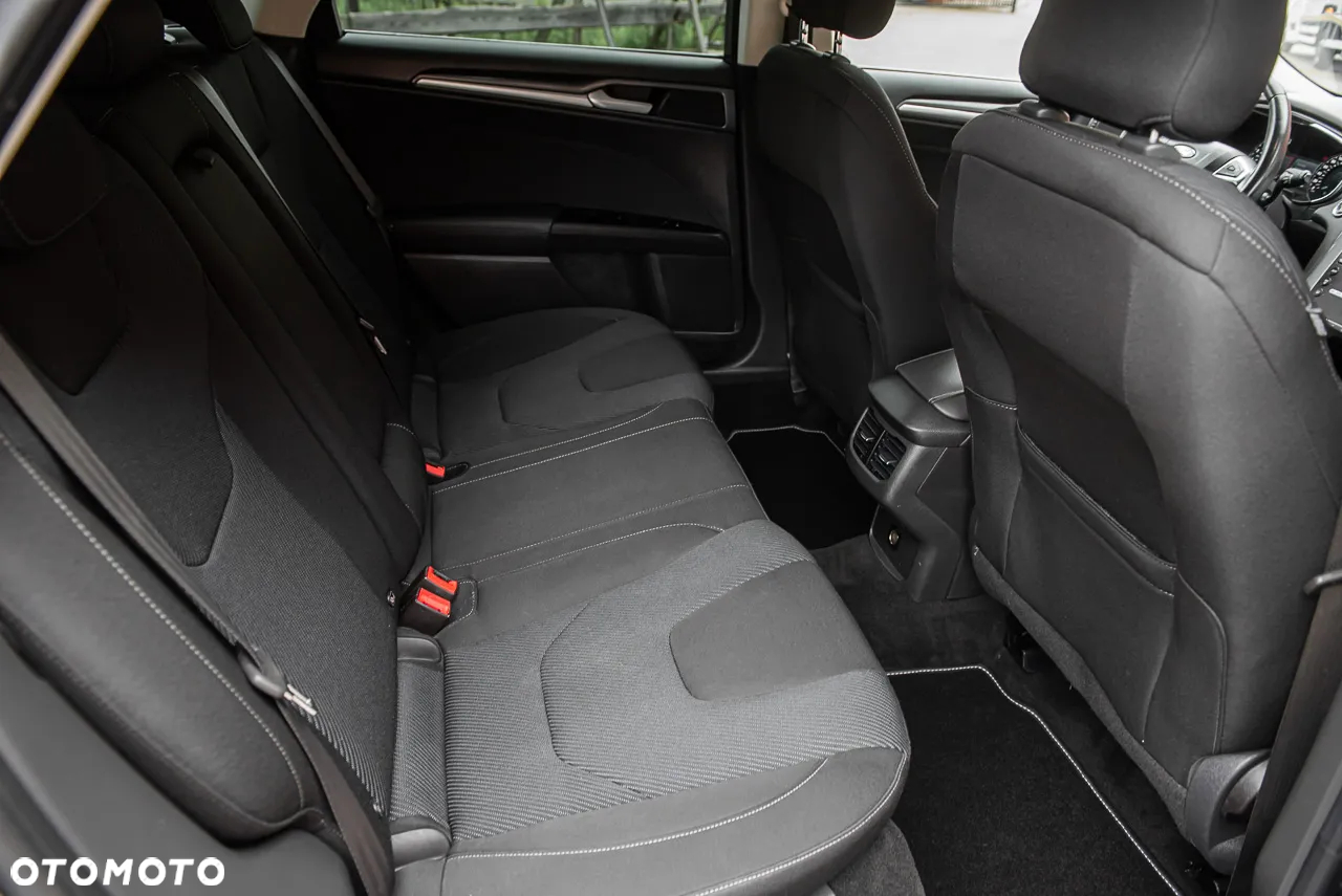 Ford Mondeo 2.0 EcoBlue Titanium - 30