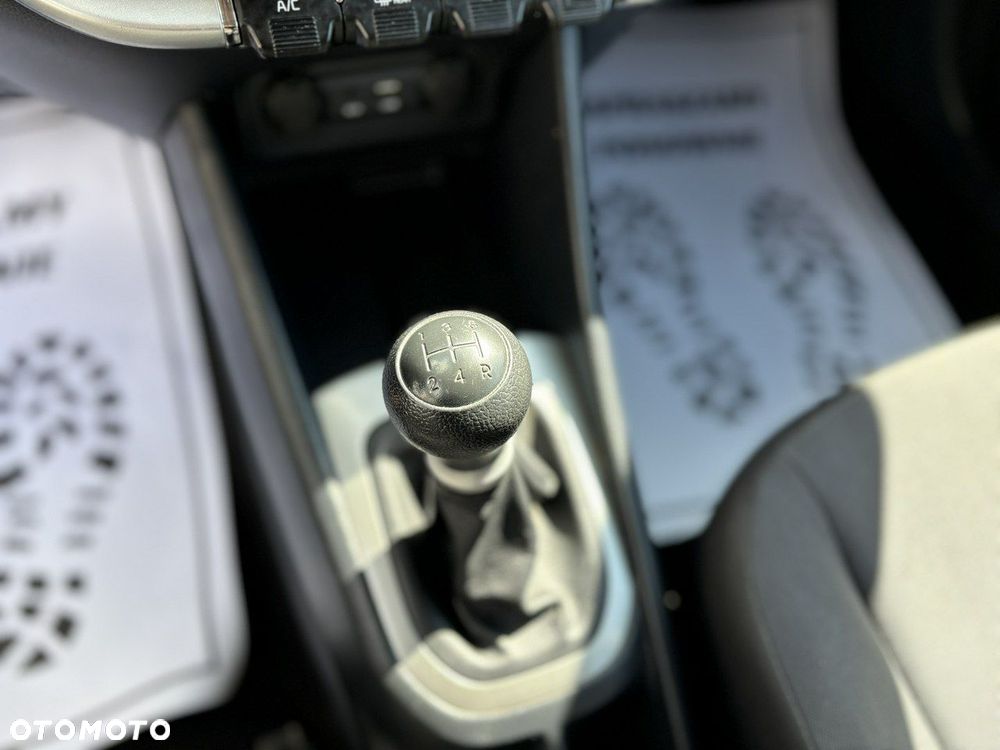 Kia Rio - 18