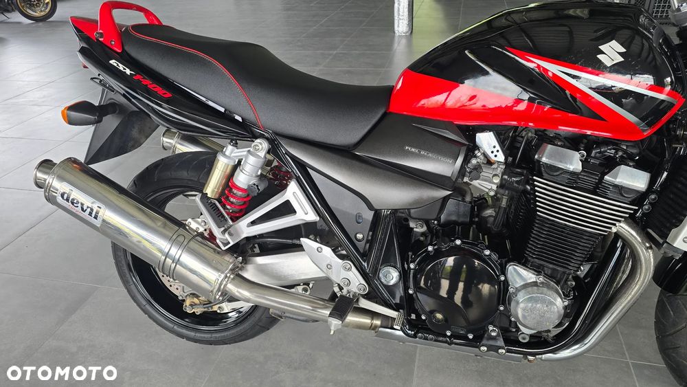 Suzuki GSX - 29