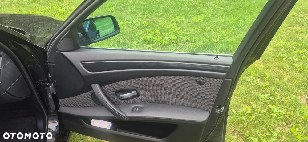 BMW Seria 5 530d xDrive - 9