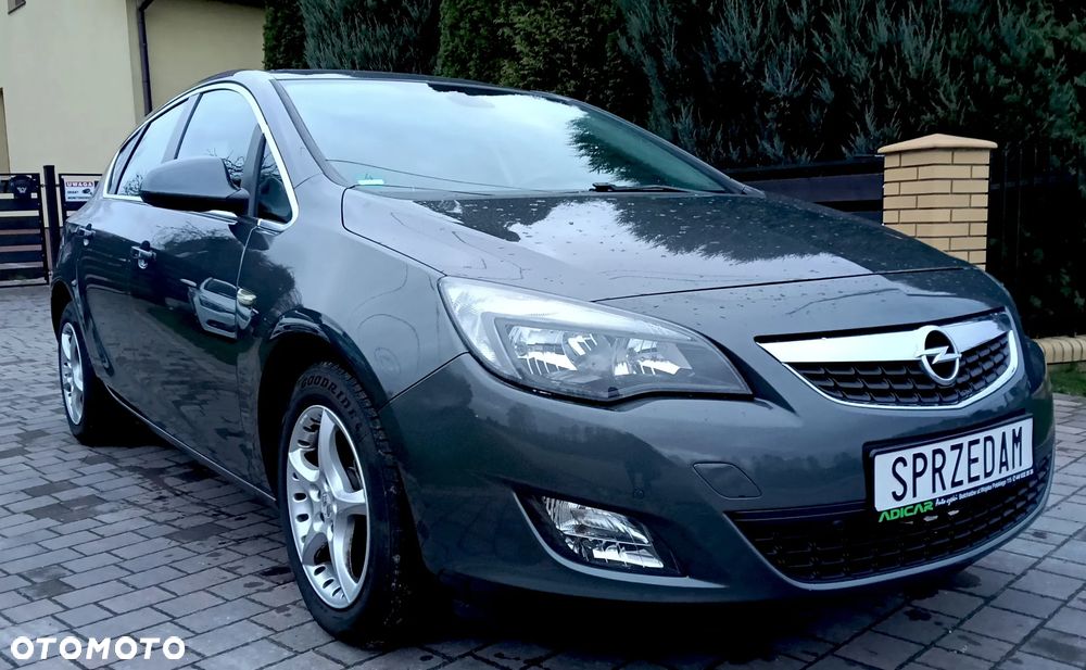 Opel Astra 1.6 NAVI - 8