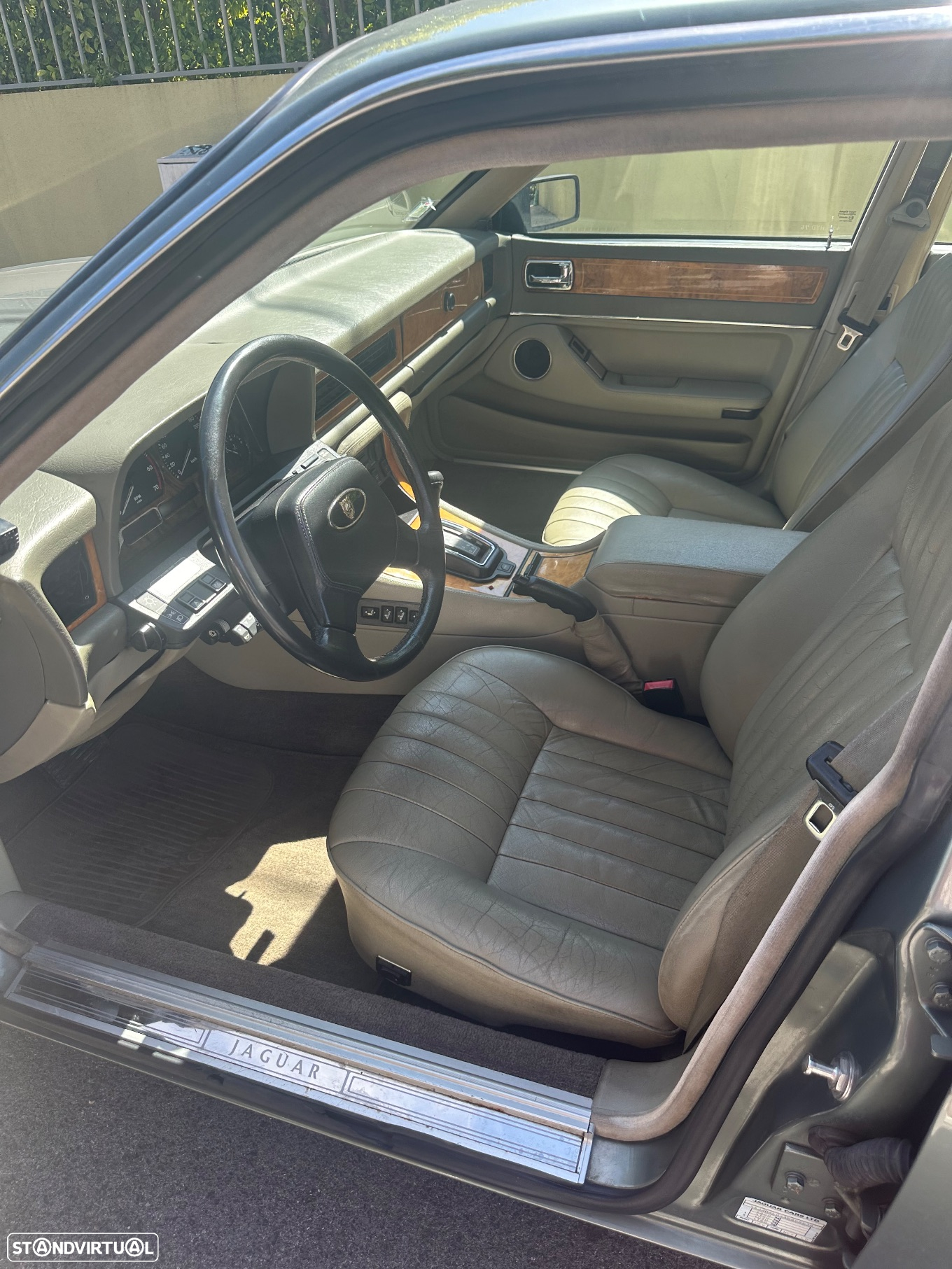 Jaguar Sovereign 4.0 - 15