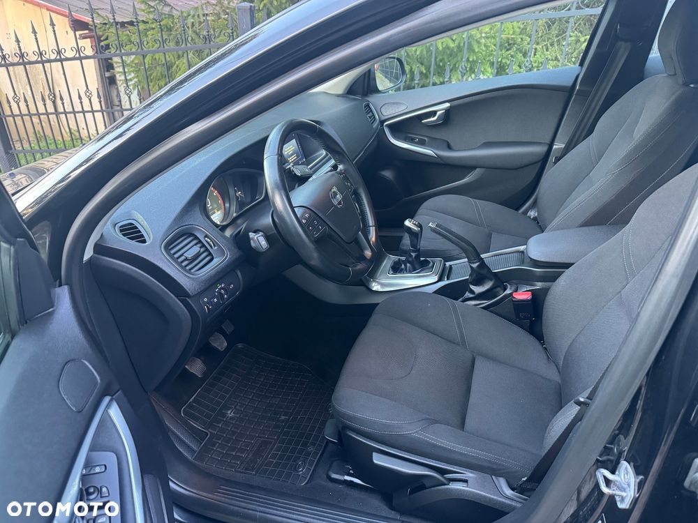 Volvo V40 T2 You - 21