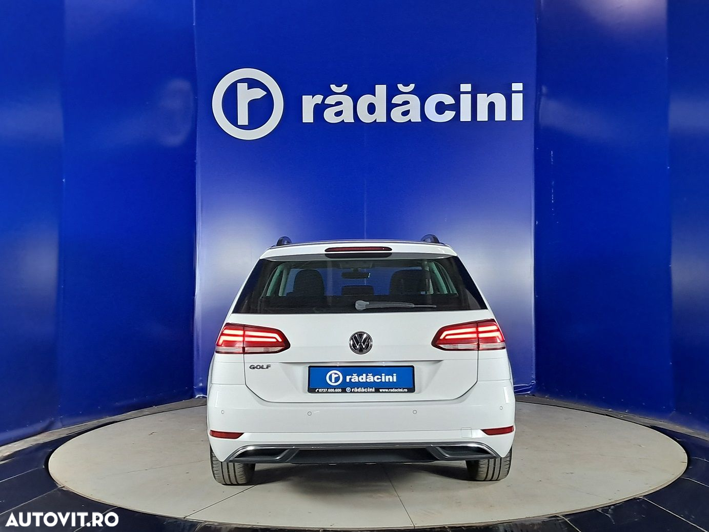 Volkswagen Golf - 4