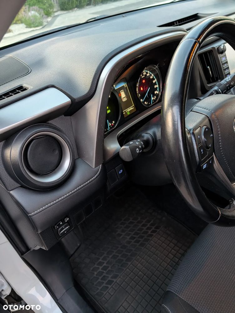 Toyota RAV4 - 19