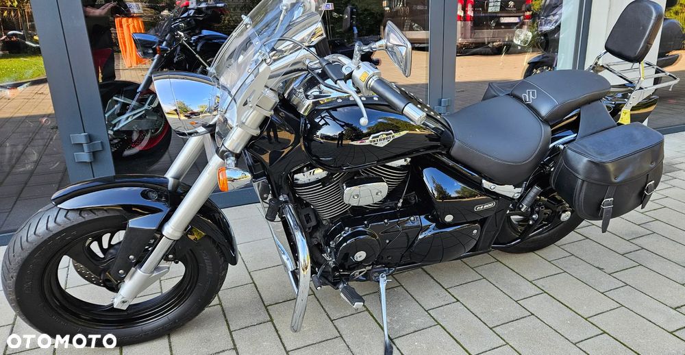 Suzuki VZ - 6