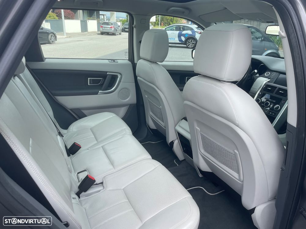 Land Rover Discovery Sport 2.0 TD4 HSE Luxury - 26