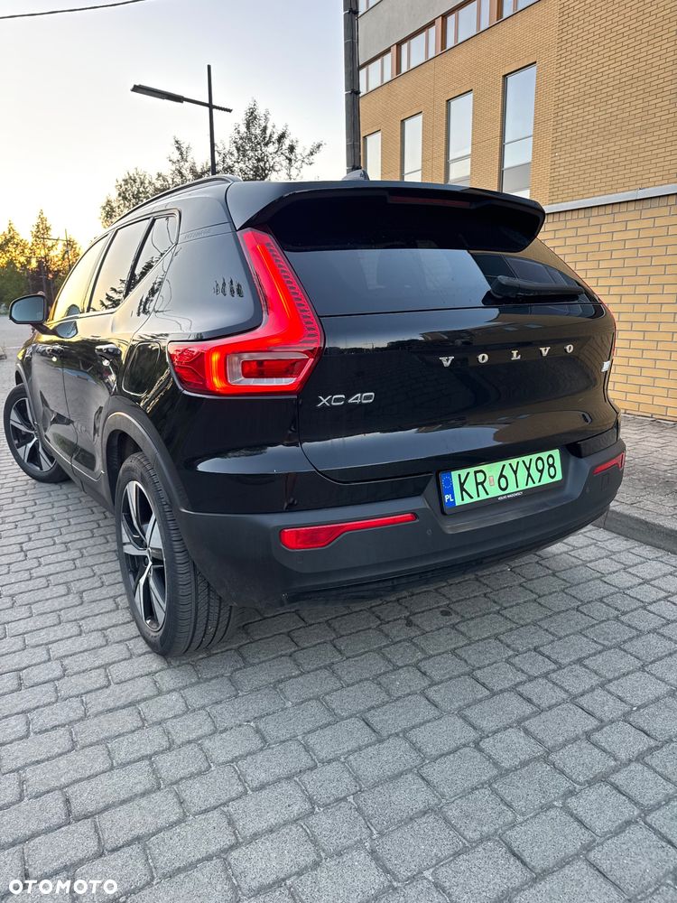 Volvo XC 40 82kWh P8 Recharge AWD Plus - 16