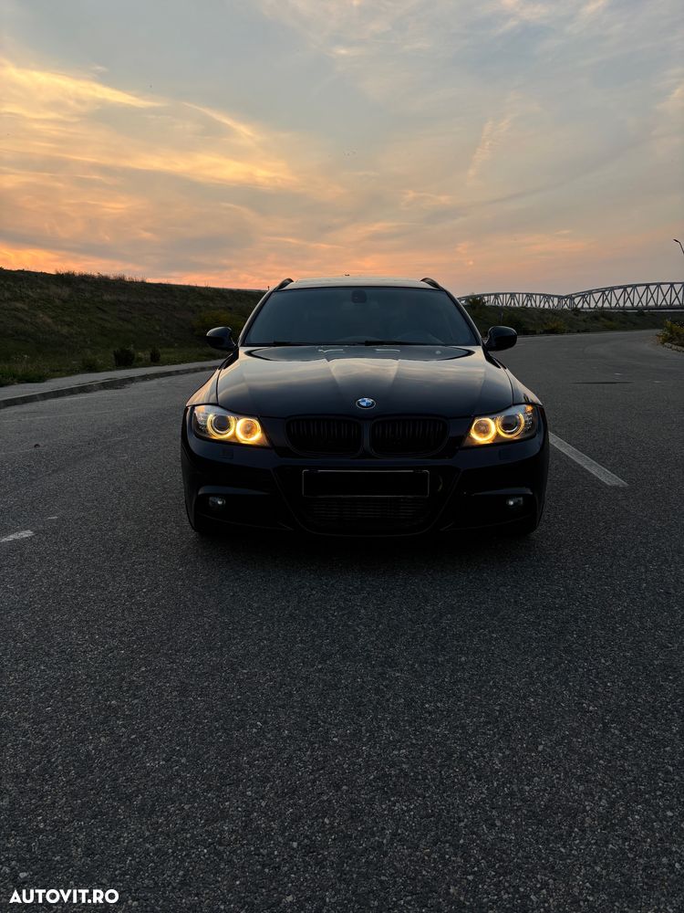 BMW Seria 3 330d xDrive DPF Aut. - 2