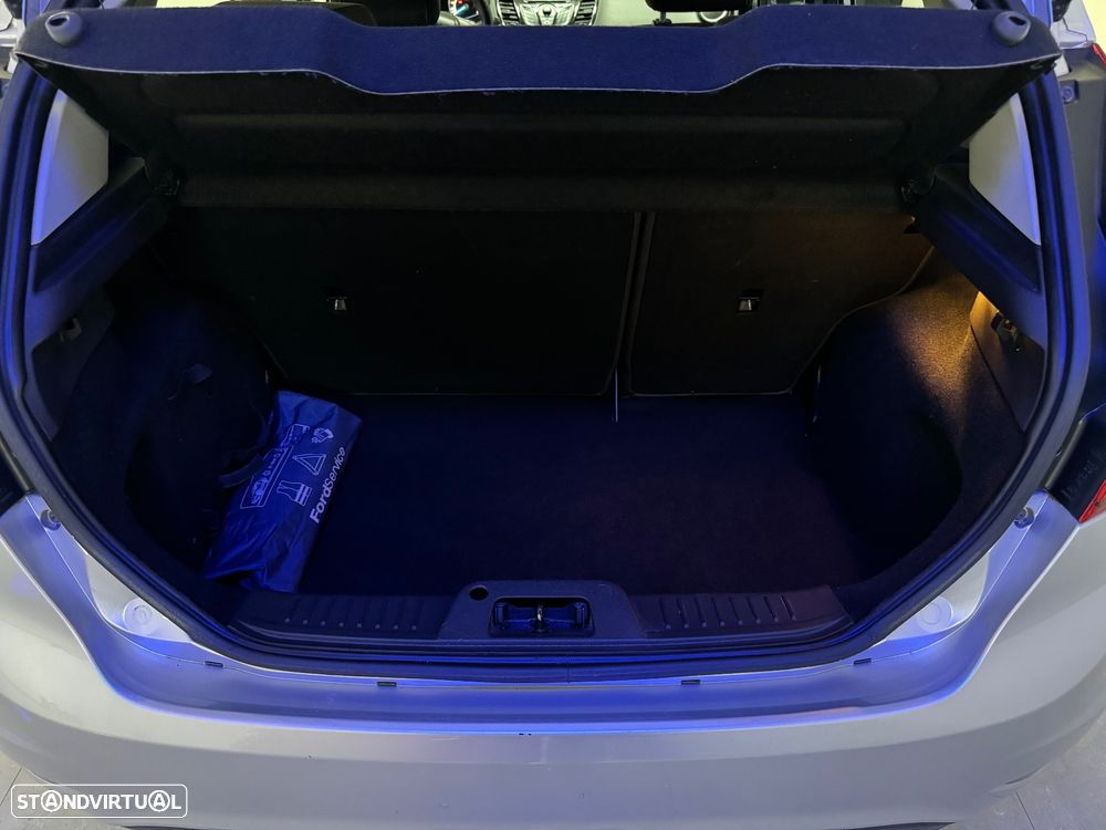 Ford Fiesta 1.0 T EcoBoost Titanium - 39