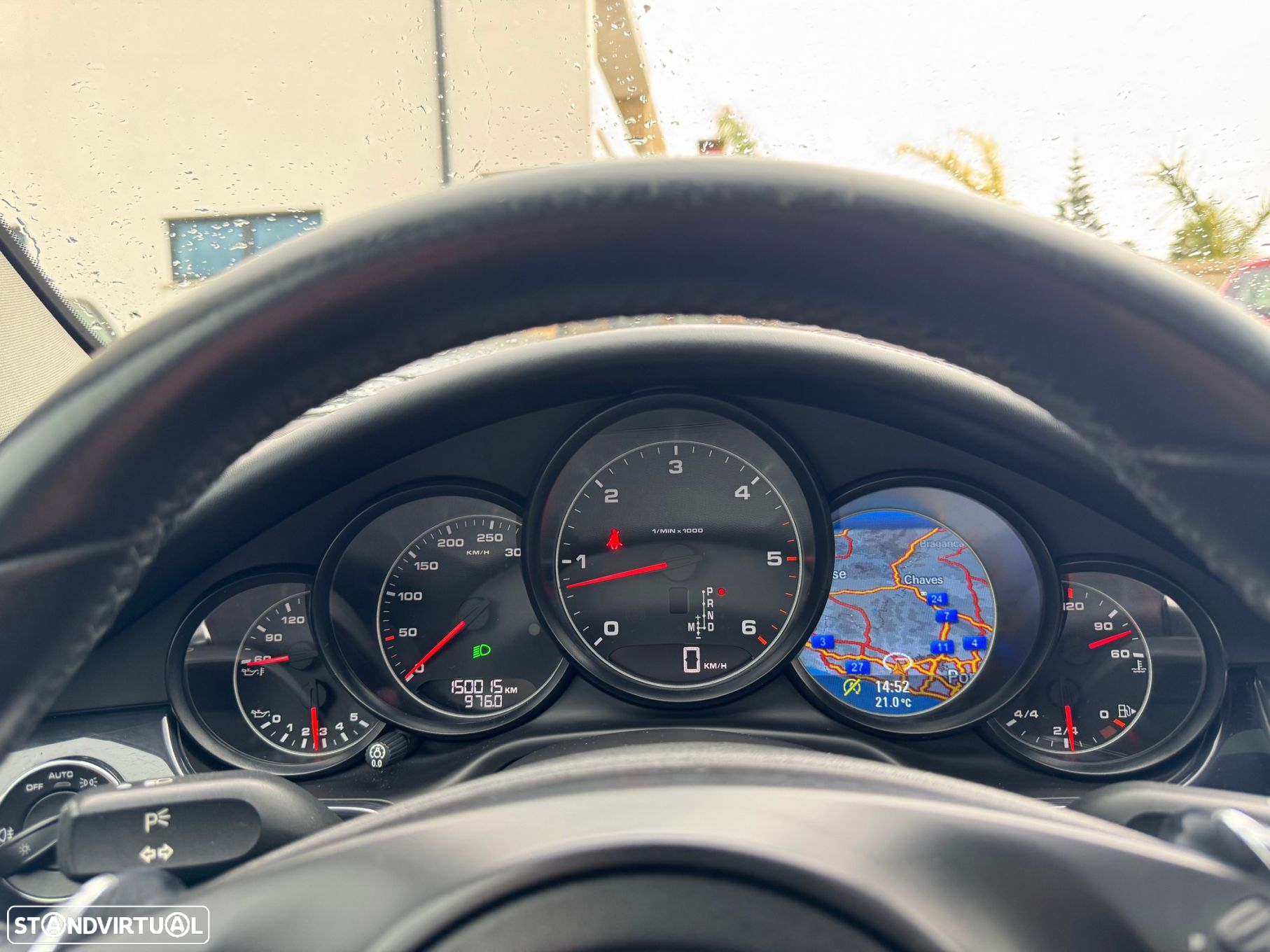 Porsche Panamera Platinum Edition - 24