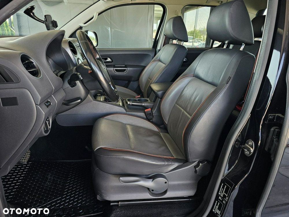 Volkswagen Amarok - 23