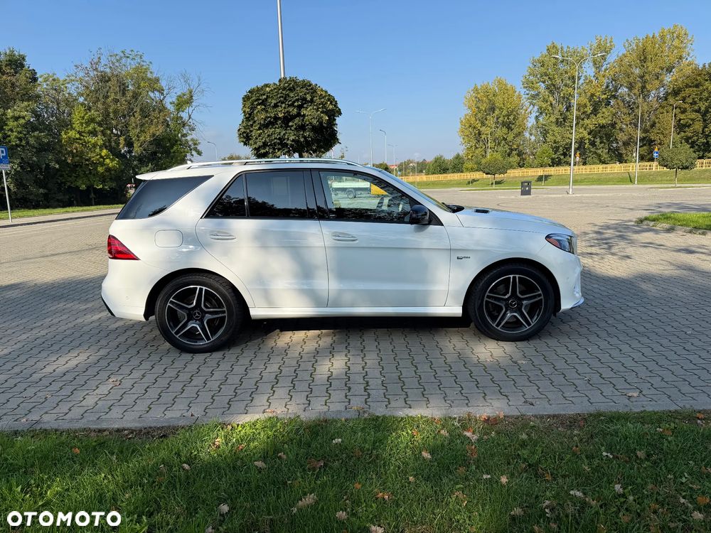 Mercedes-Benz GLE AMG 43 4Matic 9G-TRONIC AMG Line - 6