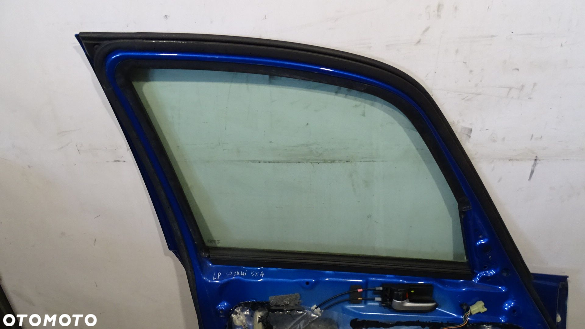 DRZWI LEWY PRZÓD SUZUKI SX4 1.9DDiS - 12