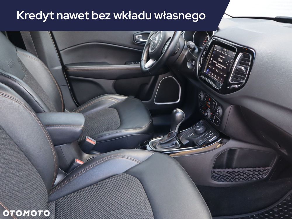 Jeep Compass - 11